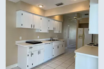 23372 Mullins Avenue, Port Charlotte, FL 33954 - Photo 15