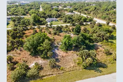 19053 Sheriff Avenue, Port Charlotte, FL 33954 - Photo 5