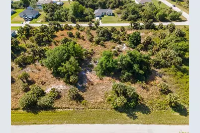 19053 Sheriff Avenue, Port Charlotte, FL 33954 - Photo 9