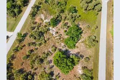 19053 Sheriff Avenue, Port Charlotte, FL 33954 - Photo 11