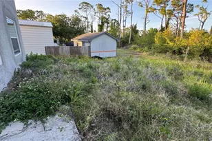 5182 Hopkins Ave, Port Charlotte, FL 33981 - Photo 43