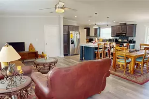1008 Campbell St, Port Charlotte, FL 33953 - Photo 5