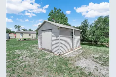 1711 Lake Clay Drive, Lake Placid, FL 33852 - Photo 11