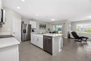 341 Porto Alegre St, Punta Gorda, FL 33983 - Photo 5