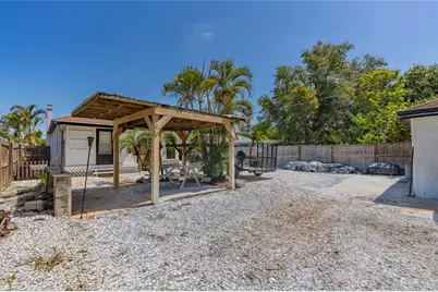 928 Groveland Avenue, Venice, FL 34285 - Photo 43