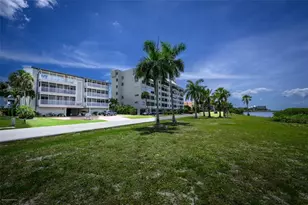 1477 Park Beach Cir, Punta Gorda, FL 33950 - Photo 5