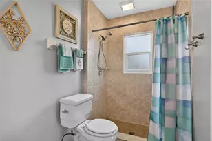 881 Riviera Ln NW, Port Charlotte, FL 33948 - Photo 21