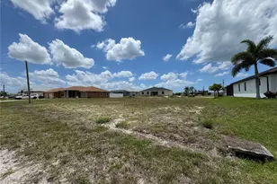 2018 NW 33rd Ave, Cape Coral, FL 33993 - Photo 1