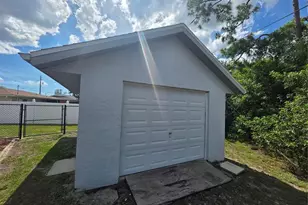 1265 Yorkshire St, Port Charlotte, FL 33952 - Photo 31
