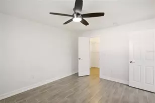 176 N Waterway Dr NW, Port Charlotte, FL 33952 - Photo 33