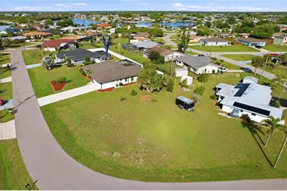 176 N Waterway Drive NW, Port Charlotte, FL 33952 - Photo 73