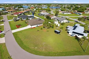 176 N Waterway Dr NW, Port Charlotte, FL 33952 - Photo 73