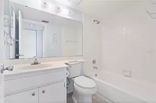 436 Cerromar Ln, Venice, FL 34293 - Photo 25