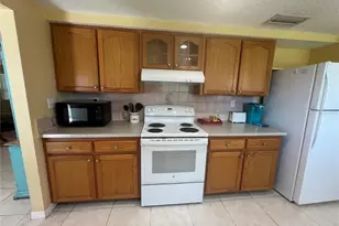 650 Hartford Dr NW, Port Charlotte, FL 33952 - Photo 9