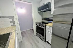 2366 E Mall Dr, Fort Myers, FL 33901 - Photo 5