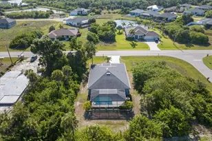 257 Indian Creek Dr, Rotonda West, FL 33947 - Photo 5