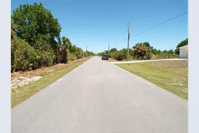 12128 Van Gough Avenue, Port Charlotte, FL 33981 - Photo 9
