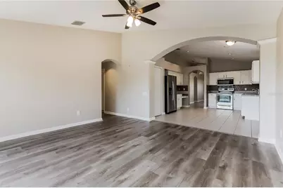 13302 Evening Sunset Lane, Riverview, FL 33579 - Photo 9