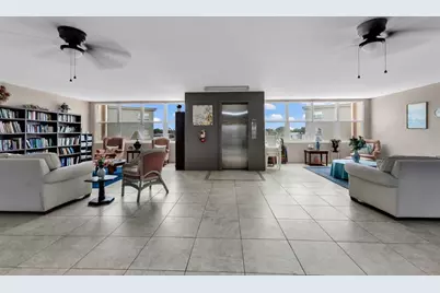 3100 Harbor Boulevard #203, Port Charlotte, FL 33952 - Photo 25
