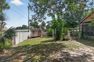 464 Coronado Rd, Venice, FL 34293 - Photo 21