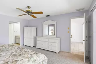 22207 Lancaster Ave, Port Charlotte, FL 33952 - Photo 23