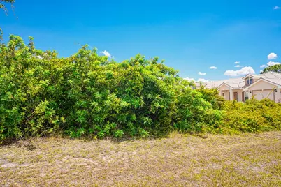 18 Donlon Drive, Rotonda West, FL 33947 - Photo 17