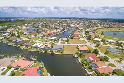 507 Madrid Boulevard, Punta Gorda, FL 33950 - Photo 3
