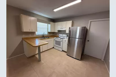 11081 Pendleton Avenue #A, Englewood, FL 34224 - Photo 3