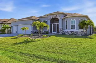 8314 Tracy Cir, Port Charlotte, FL 33981 - Photo 3