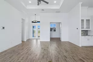 8314 Tracy Cir, Port Charlotte, FL 33981 - Photo 11