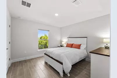 15712 Aldama Circle, Port Charlotte, FL 33981 - Photo 13