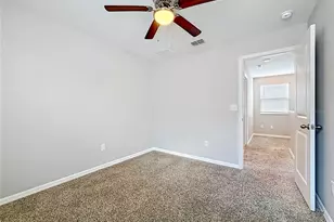 7405 Evening Primrose Ct, Tampa, FL 33619 - Photo 25