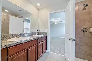 7405 Evening Primrose Ct, Tampa, FL 33619 - Photo 35