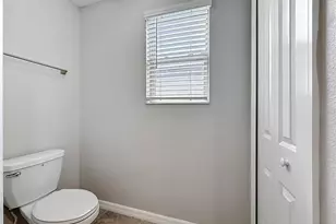7405 Evening Primrose Ct, Tampa, FL 33619 - Photo 33
