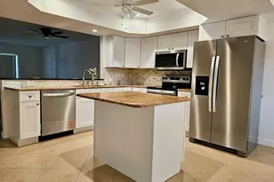 4722 SE 1st Pl, Cape Coral, FL 33904 - Photo 9