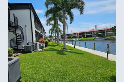 4722 SE 1st Place #5, Cape Coral, FL 33904 - Photo 13