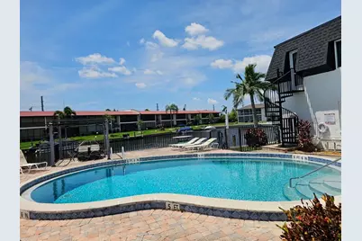 4722 SE 1st Place #5, Cape Coral, FL 33904 - Photo 3
