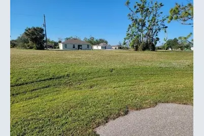 25172 Cadiz Drive, Punta Gorda, FL 33955 - Photo 3