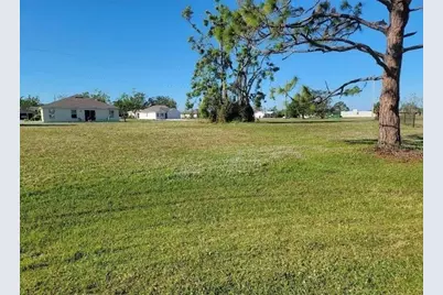 25172 Cadiz Drive, Punta Gorda, FL 33955 - Photo 5
