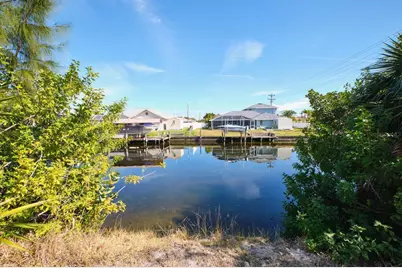 201 SW 40th Street, Cape Coral, FL 33914 - Photo 53