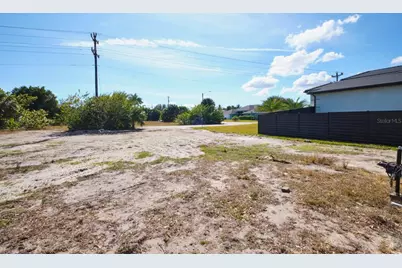 201 SW 40th Street, Cape Coral, FL 33914 - Photo 33