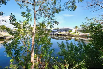 201 SW 40th Street, Cape Coral, FL 33914 - Photo 43