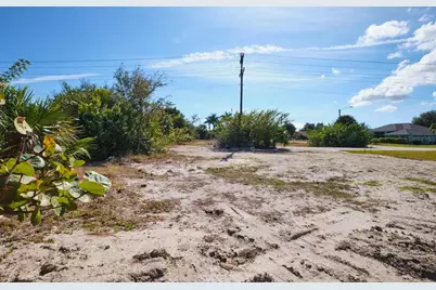 201 SW 40th Street, Cape Coral, FL 33914 - Photo 51