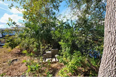 201 SW 40th Street, Cape Coral, FL 33914 - Photo 47