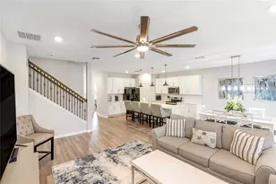 9095 Rally Spring Loop, Wesley Chapel, FL 33545 - Photo 5