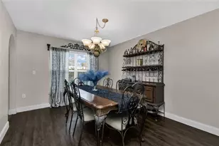 2837 Kalsted St, North Port, FL 34288 - Photo 9