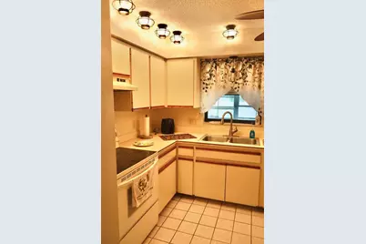 10046 Charlemont Avenue, Englewood, FL 34224 - Photo 11