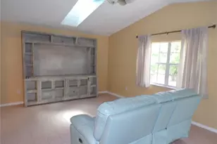 18407 Avon Ave, Port Charlotte, FL 33948 - Photo 37