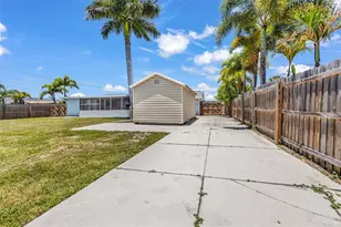 433 Glenridge Ave NW, Port Charlotte, FL 33952 - Photo 19