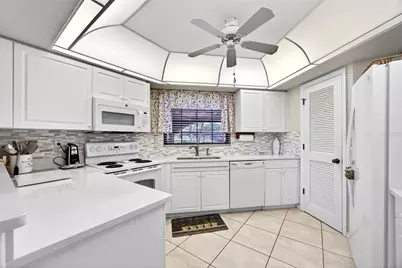 23465 Harborview Road #214, Punta Gorda, FL 33980 - Photo 11